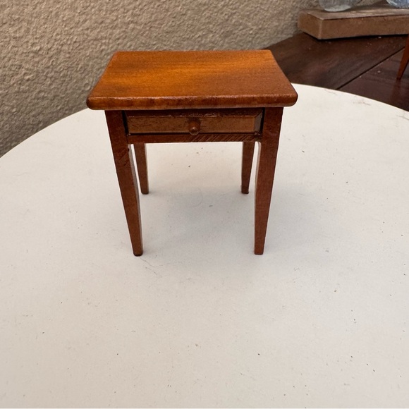 Vintage dollhouse miniature furniture side table - Picture 1 of 3